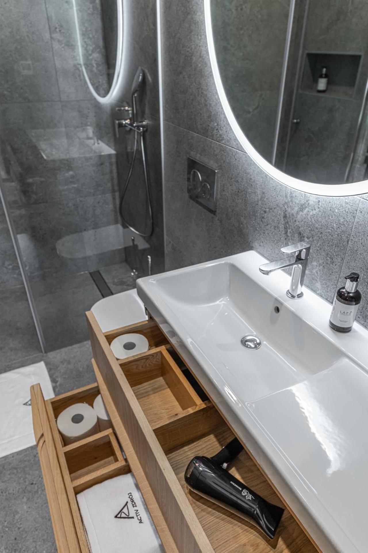 Apartamenty Activ Zdroj Lądek-Zdrój Buitenkant foto